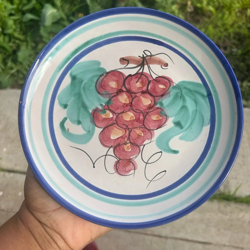Vietri Buon Giorgio Hand Painted with Grape Motif Salad Plate - Vintage